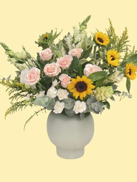 CERAMIC POT FLORAL ARRANGEMENTS